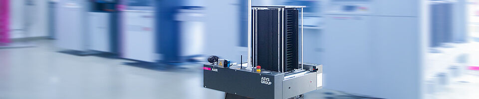 AMR in a demo room in front of a machine line.